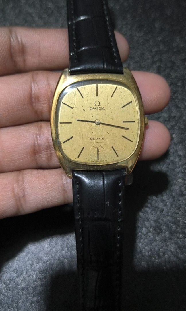 Omega De Ville (Category: Men's Watches) located in Taguig. Submitted by tester1x (Listing ID 1294211481, Image 2). Description: Vintage Omega De Ville Swiss Made Manual Winding L - 32.9MM W - 32.2MM Slim/Semi Flat Replacement Crown Replacement Strap Replacement Buckle.