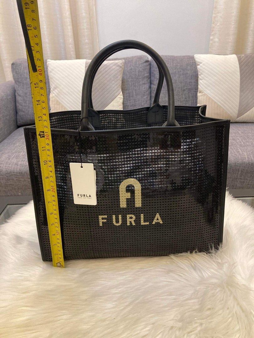 💯ORIGINAL FURLA OPPORTUNITY NERO TOTE (Category: Luxury Bags & Wallets) located in Quezon City. Submitted by ashongsstore (Listing ID 1294236862, Image 3). Description: 🖤FU RLA COLLECTION🖤 🇵🇭ONHAND🇵🇭 ‼️Please look at our pictures as that is exactly what you are purchasing‼️ 💯GUARANTEED ORIGINAL AND AUTHENTIC or TRIPLE YOUR MONEY BACK! Not REPLICA, OEM, TOP GRADE QUALITY, AUTHENTIC QUALITY or Any other Terms to DENOTE FAKE! 😎 . . . Discla