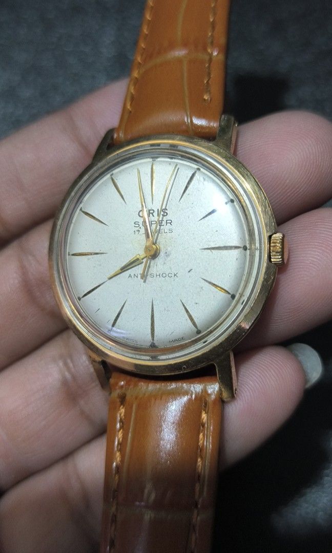 Oris Super (Category: Men's Watches) located in Taguig. Submitted by tester1x (Listing ID 1294205954, Image 3). Description: Secondhand Used Old Oris Super Swiss Made Anti - Shock Lunette Plaque G 10 microns fordacier trox 32MM Replacement Strap & Buckle.