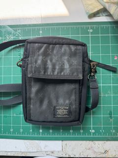 （分類：）位於 。 由 cksimon18 提交（商品編號 1294129037，圖片 1）。簡介： 。