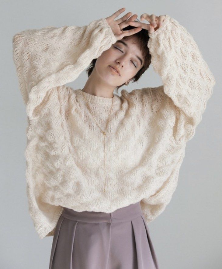 Select moca 微鏤空紋路針織上衣, 她的時尚, 上衣, 長袖衫在旋轉拍賣