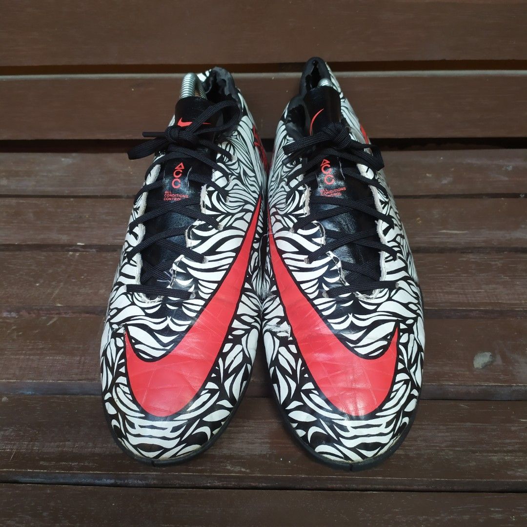 Sepatu futsal nike hypervenom terbaru best sale