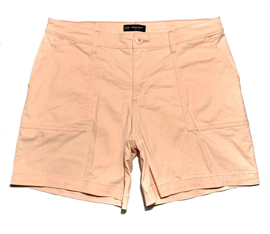 Size 34 36 Lee Ladies Regular Fit Mid Rise Shorts Preloved BS1177NOS Women s Fashion Bottoms Shorts on Carousell