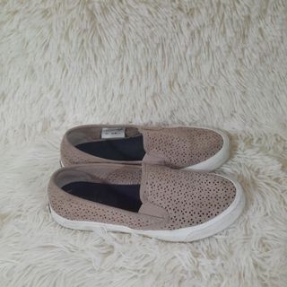 SPERRY SUEDE SLIP ON SIZE US 6