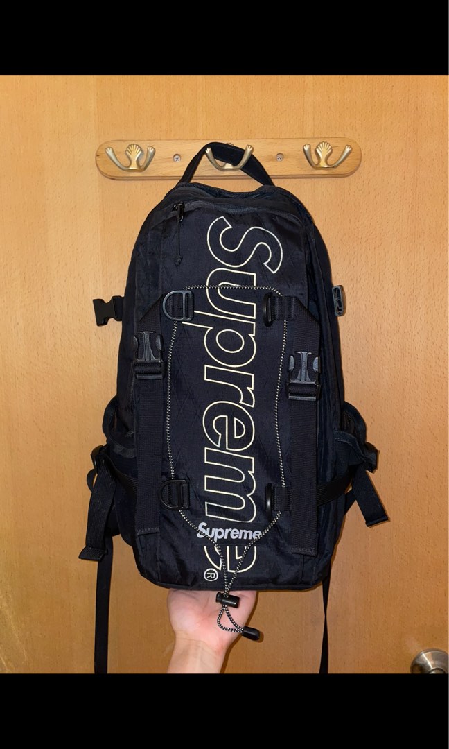 Supreme Backpack Fw18 Black, 男裝, 袋, 背包- Carousell