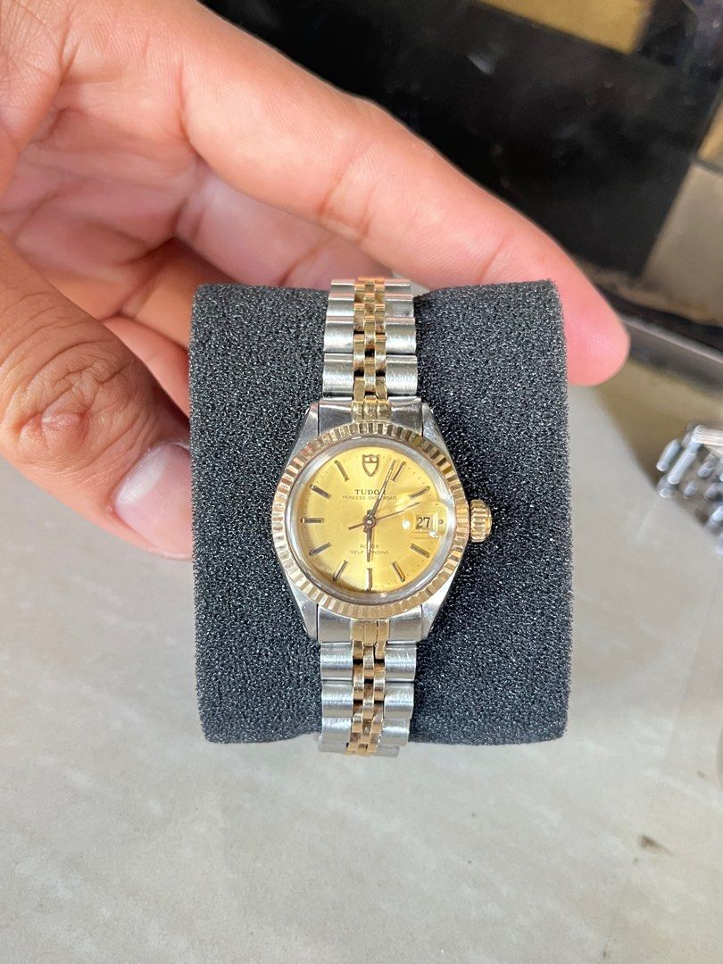 tudor (Category: Luxury Watches) located in Cabanatuan. Submitted by albertgonzales27 (Listing ID 1294194119, Image 1). Description: l Vintage Tudor Princess Circa 1985 25mm 92413 Ref no Rolex crown aftermarket Rolex bracelet ETA 2671 movement Watch only no papers/no box .