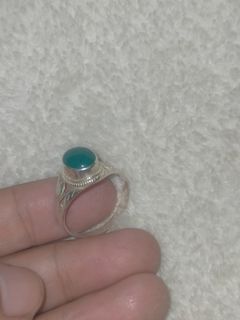 Vintage Green Center Stone Ring size 8
