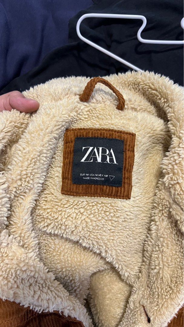 ZARA Authentic Shepherd Jacket (Category: Coats, Jackets and Outerwear) located in Petaling Jaya. Submitted by selectedpreloved (Listing ID 1294271123, Image 3). Description: ZARA Authentic Shepherd Jacket Size : M (No specific measurements) Made in Morocco Price : RM180 (Free shipping with free gift) Reason to sell : Size not fit.
