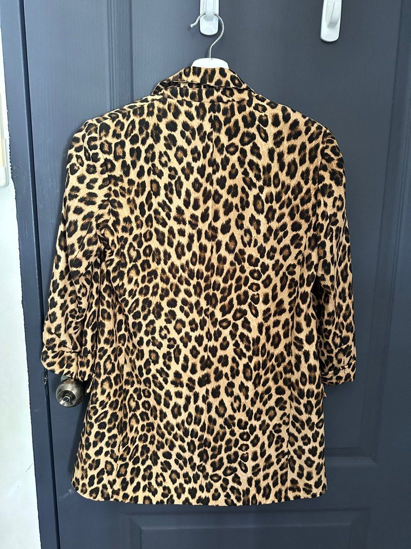 Cheetah coat zara store