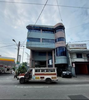 4 Storey - RUSH! COMMERCIAL Building FOR SALE in Mandaluyong City