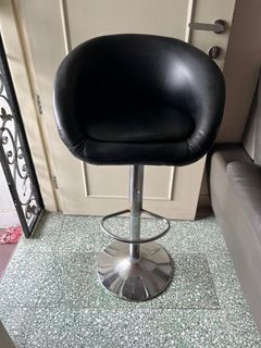 Leg rest stool, Furniture & Home Living, Furniture, Chairs on