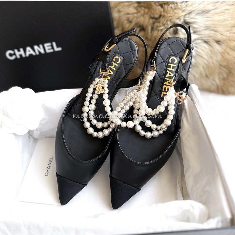 BNIB Chanel Collectible Pearl Flat Shoes black 37