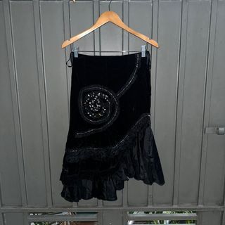 boho beaded ruffle skirt (pinterest)