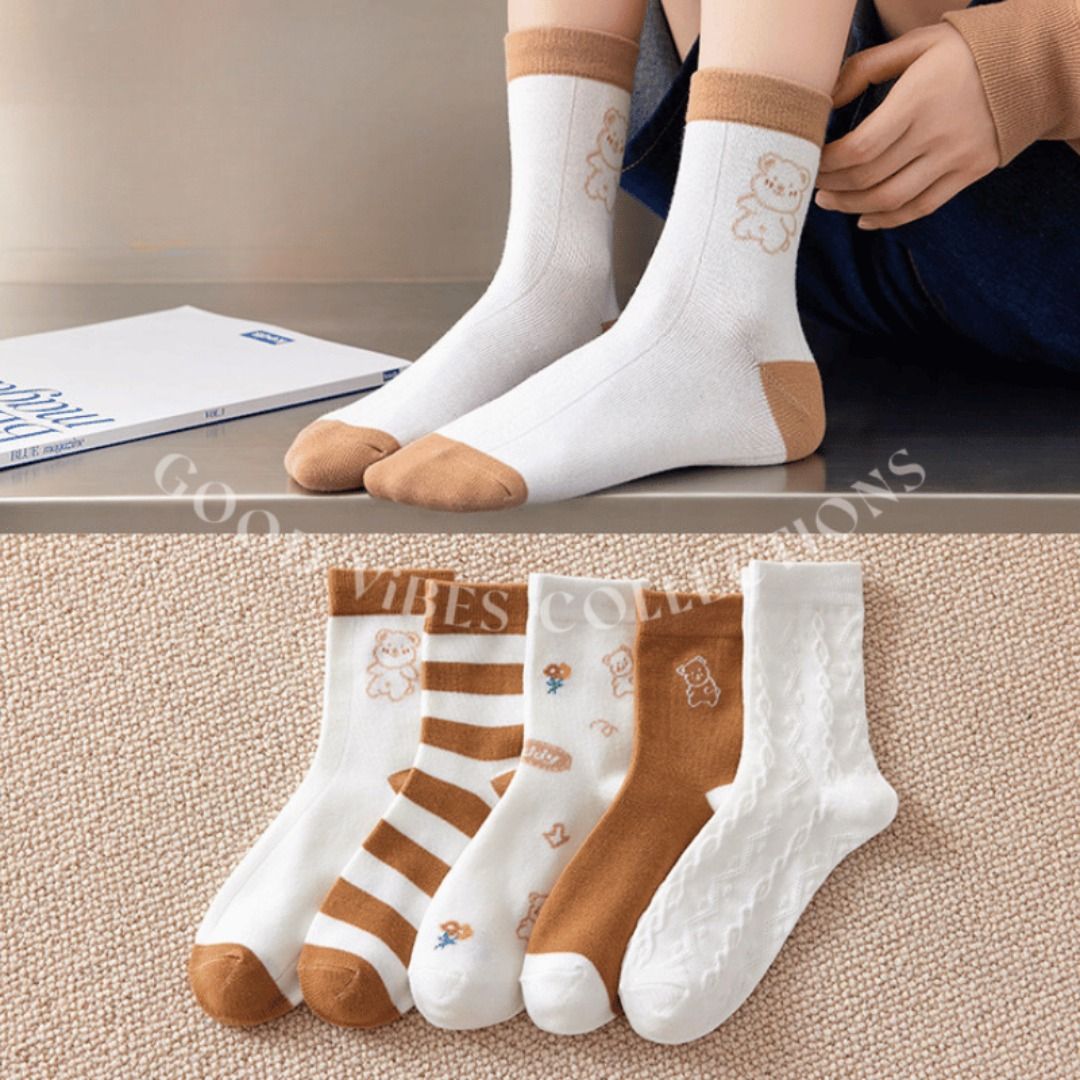 BRAND NEW】 Lace No Traces Non-Slip Invisible Light Smooth Breathable Women  Fashion Boat Socks, Women's Fashion, Watches & Accessories, Socks & Tights  on Carousell