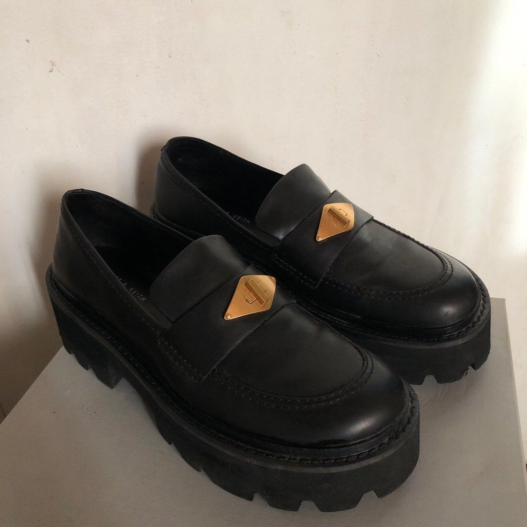 Charles & Keith Loafers (Category: Loafers) located in Caloocan City. Submitted by _miumuse (Listing ID 1294364100, Image 2). Description: Bought from Charles & Keith website last year. .