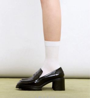 Charles and keith penny loafer pumps black