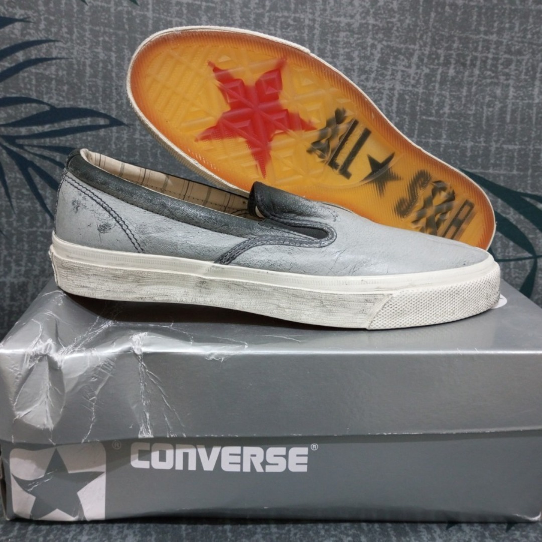 Converse John Varvatos Slip On Washed Leather Fesyen Pria Sepatu Sneakers di Carousell