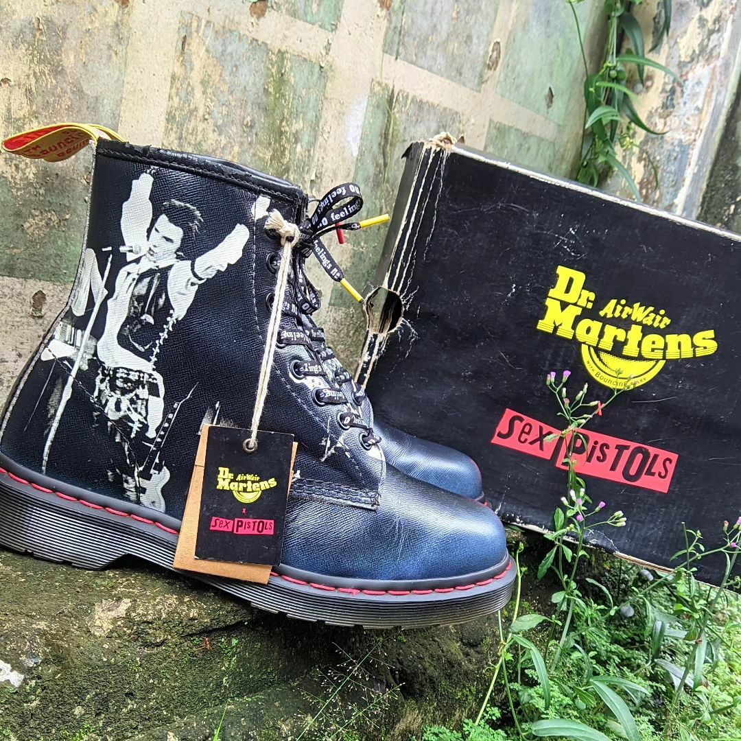 Dr martens 1460 sxp store