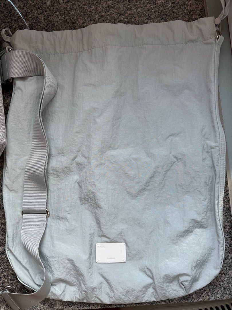FENNEC FABRIC SLING BAG