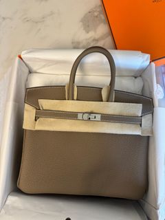 （分類：）位於 。 由 K88888 提交（商品編號 1294321853，圖片 1）。簡介： 。