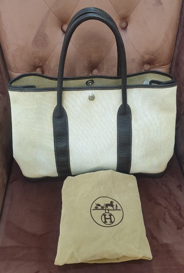 Hermes Garden Party 36 (Category: Luxury Bags & Wallets) located in General Trias. Submitted by mimispreloves (Listing ID 1294433376, Image 2). Description: ‼️Hermes Garden Party 36 in excellent condition with dustbag ‼️Php55k only 💯 authentic.