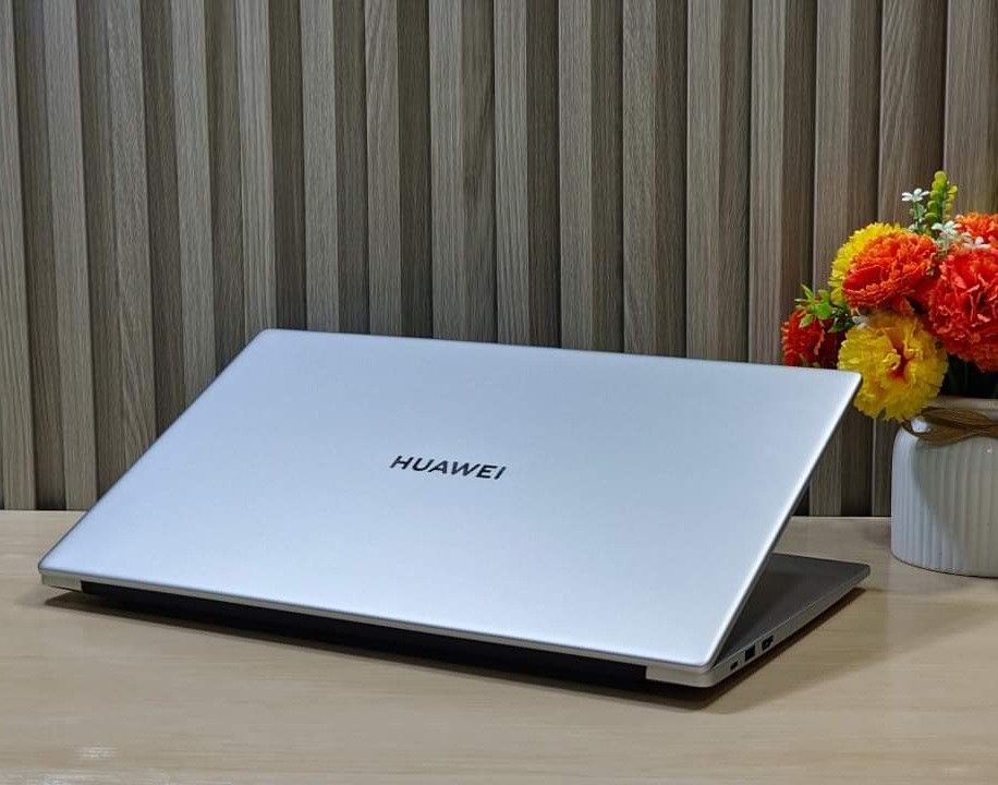 Huawei MateBook D15 BoD-WXX9 i5-11th Gen 8Gb Ram 256Gb SSD FULL HD 1080 ...