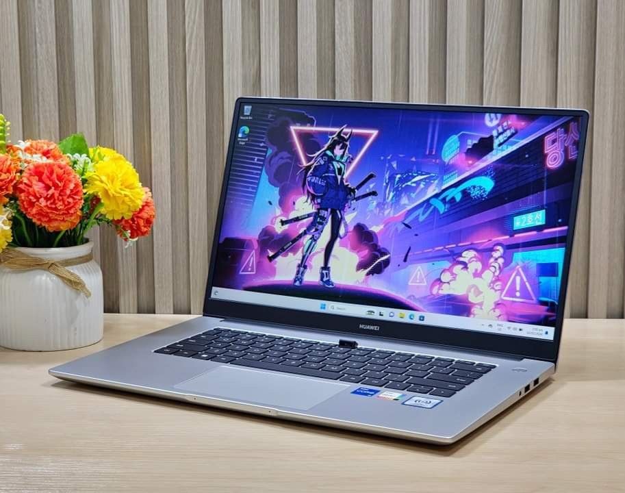 Huawei MateBook D15 BoD-WXX9 i5-11th Gen 8Gb Ram 256Gb SSD FULL HD 1080 ...
