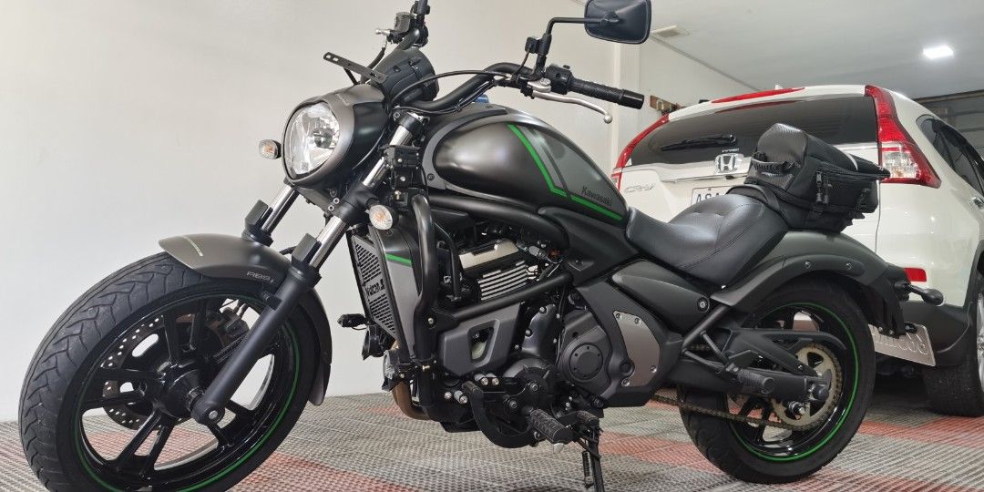 KAWASAKI VULCAN S 650 (Category: Motorbikes for Sale) located in Pasay City. Submitted by jhezie.lim (Listing ID 1294144009, Image 1). Description: Brand new condition 1,472 kilometers only. Never been drop, no scratches. Bagay sa maselan sa gamit. Accessories, crash bar, pedal shifter, orion exhaust, Horn. SENIOR Citizen. I'm the original owner. Fully paid cash purchase in Kawasaki Imus Cavite 2022. health condition is the reason I'm selling. 09