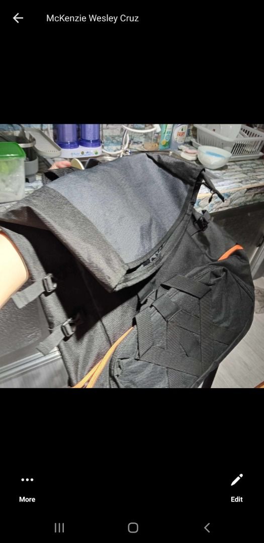 Laptop bag/Backpack (Category: Laptop Bags & Sleeves) located in Caloocan City. Submitted by godsprince80923 (Listing ID 1294298589, Image 1). Description: .
