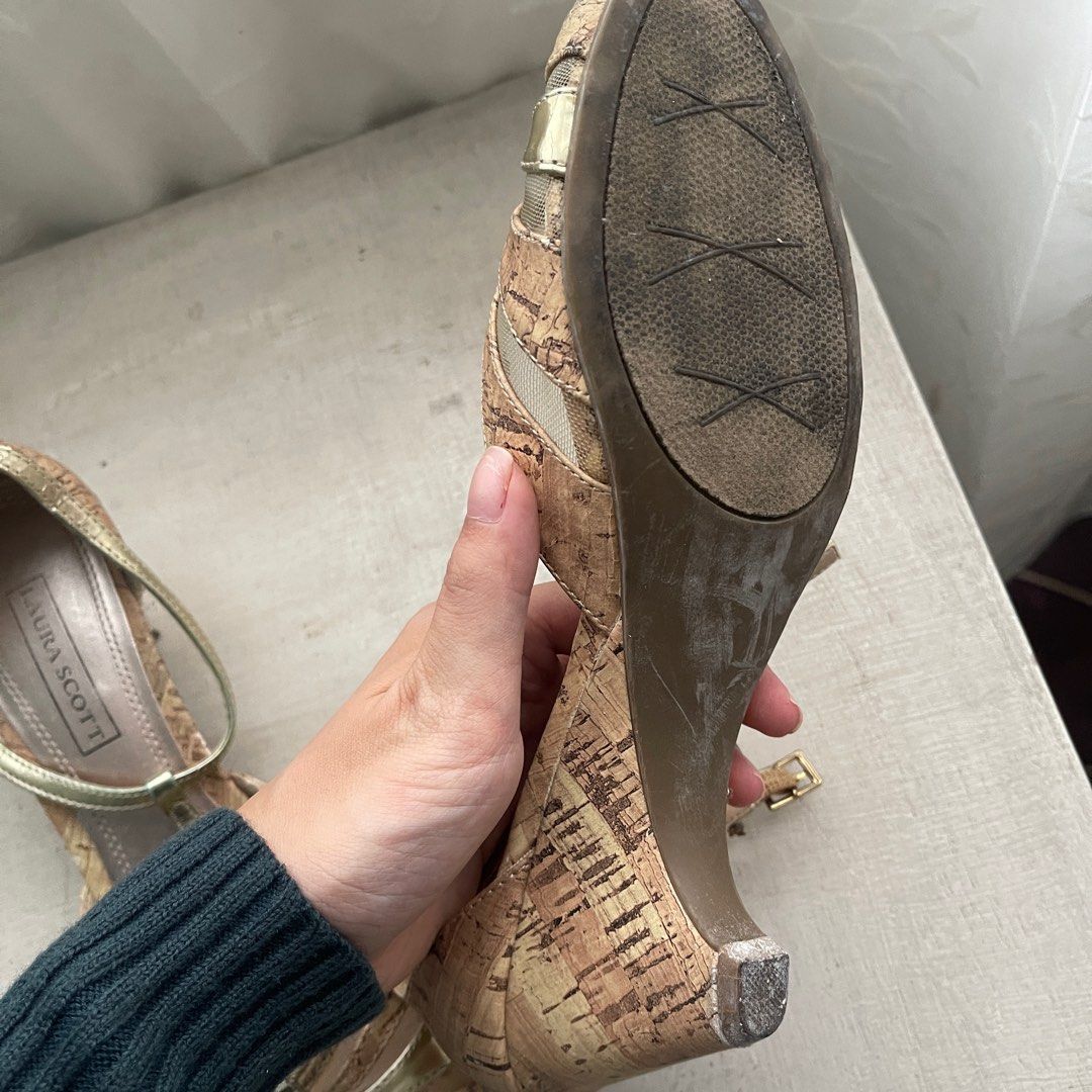 Laura scott wedge sandals deals