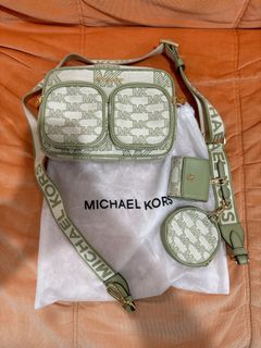 （分類：）位於 。 由 andrew762008 提交（商品編號 1294366788，圖片 1）。簡介： 。