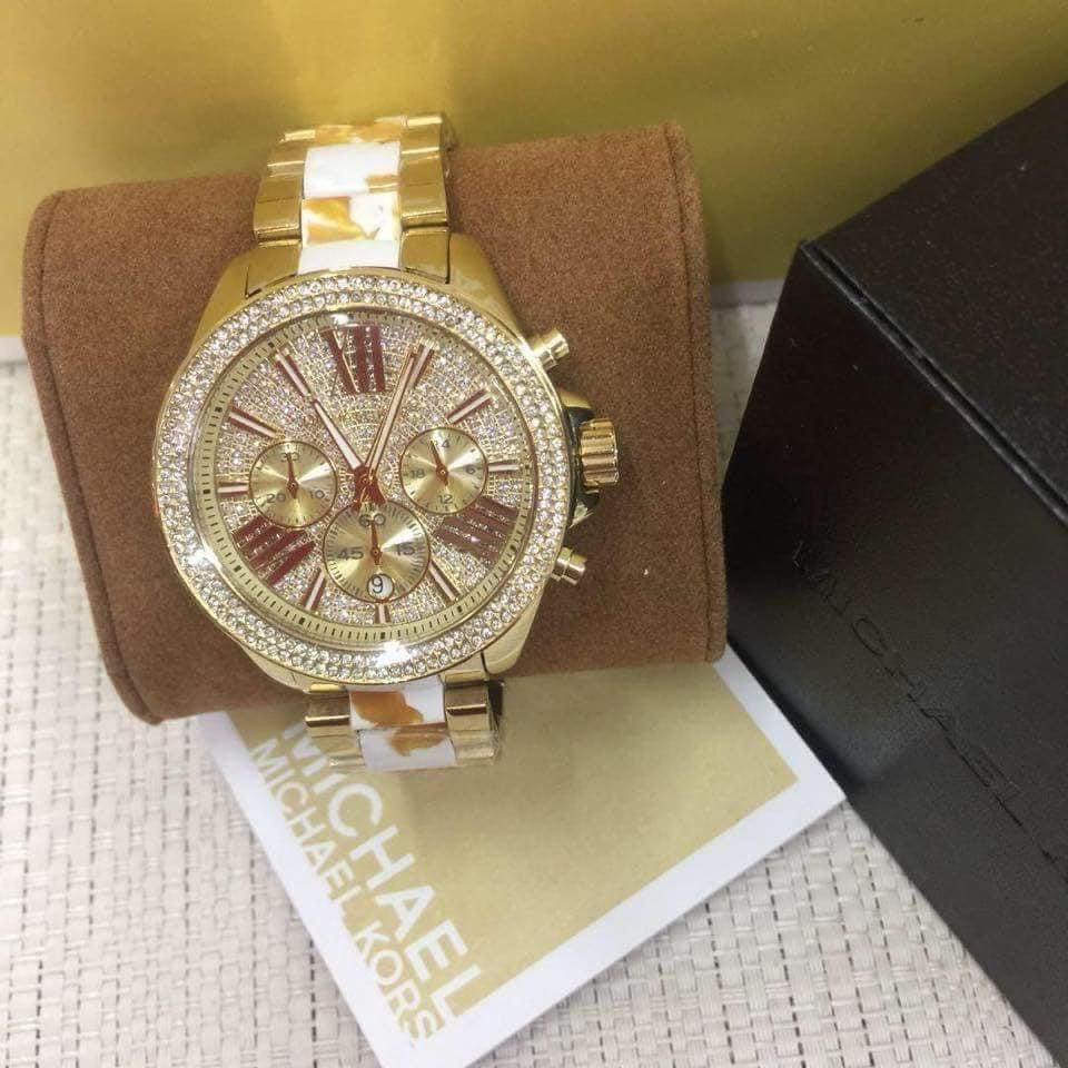Michael Kors Women s Wren White Zebra Diamond Dial Quartz Watch MK 6157