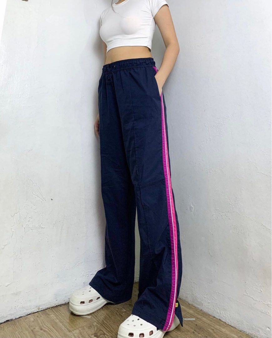 Navy blue cargo pants from Athletic Works, Women's Fashion, Bottoms, Other  Bottoms on Carousell