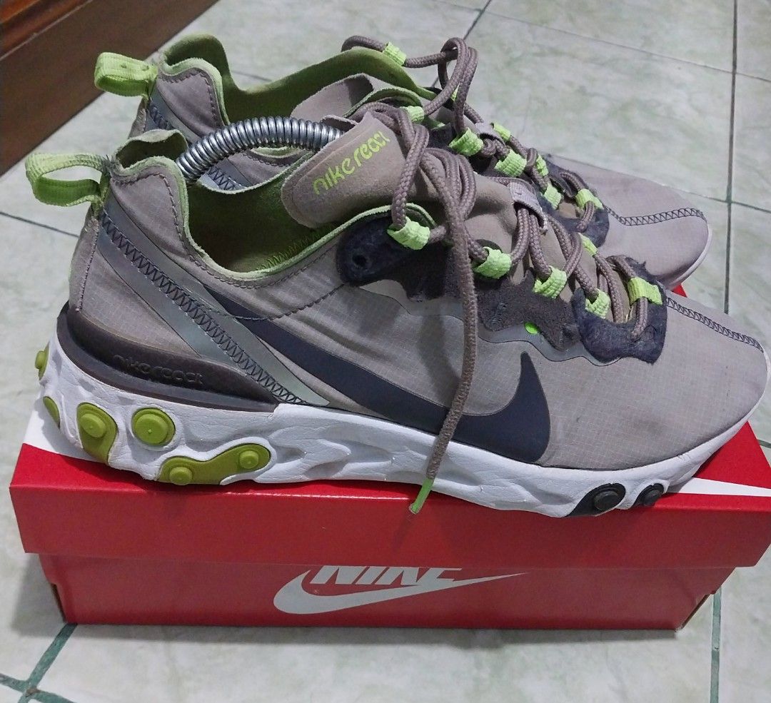 Nike react element 55 lime green 42 Fesyen Pria Sepatu Lainnya di Carousell
