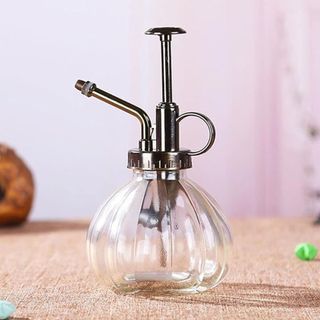 Onion-Shaped Watering Spray Pump Bottle 200ml - Silver Lid / Gold Lid