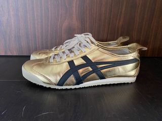(Category: ) located in . Submitted by exsneakerhead (Listing ID 1294358643, Image 1). Description: .