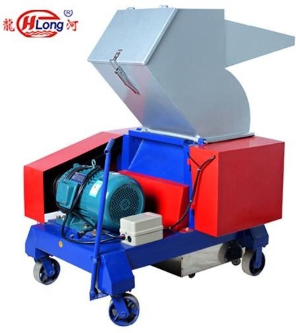 Plastic Crusher PC400A garbage crusher machine (Category: Looking For) located in Caloocan City. Submitted by chrisultim10753 (Listing ID 1294336305, Image 3). Description: Diameter of Crushing Chamber : 410*260mm crushing Ability :200-450kg/h motor power :7.5kw Fixing Cutter :2pcs Flexible Cutter :12pcs Mechanical Dimension : 950*860*1450mm Weight :550kg Voltage :380/220v 3phase 50/60Hz Blades materilas :Spring Steel Bearing Model :FC214 Sieve S