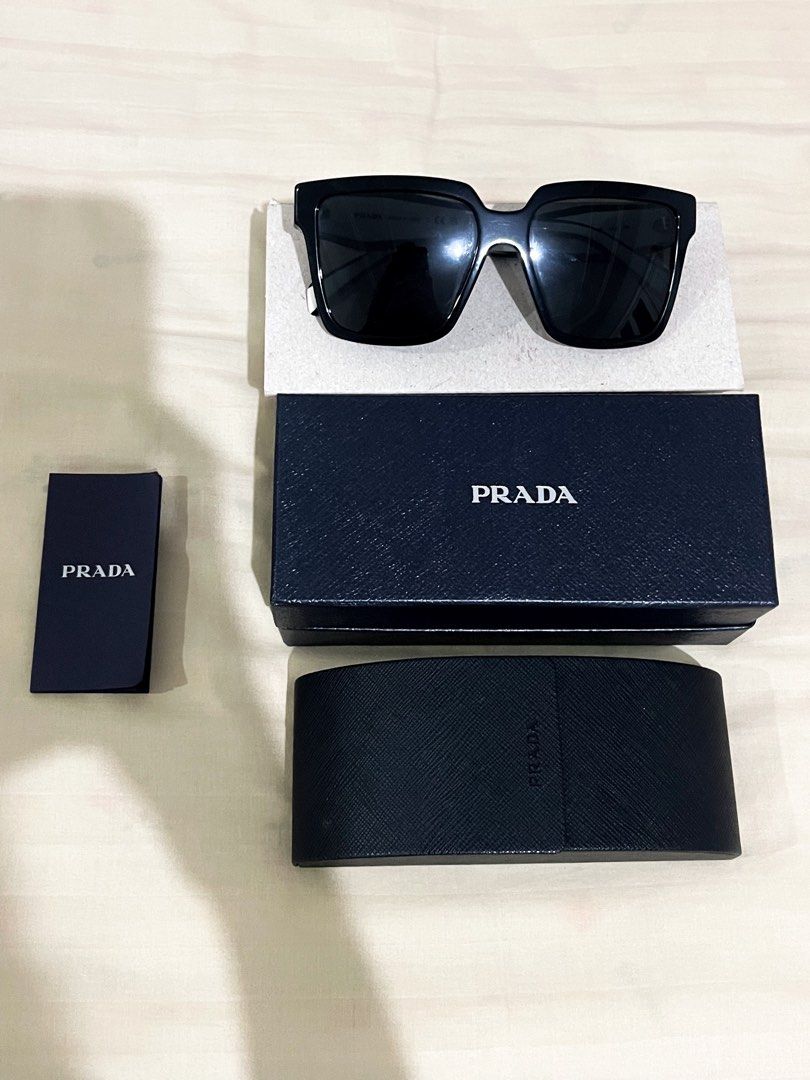 Prada appling octagon sunglasses