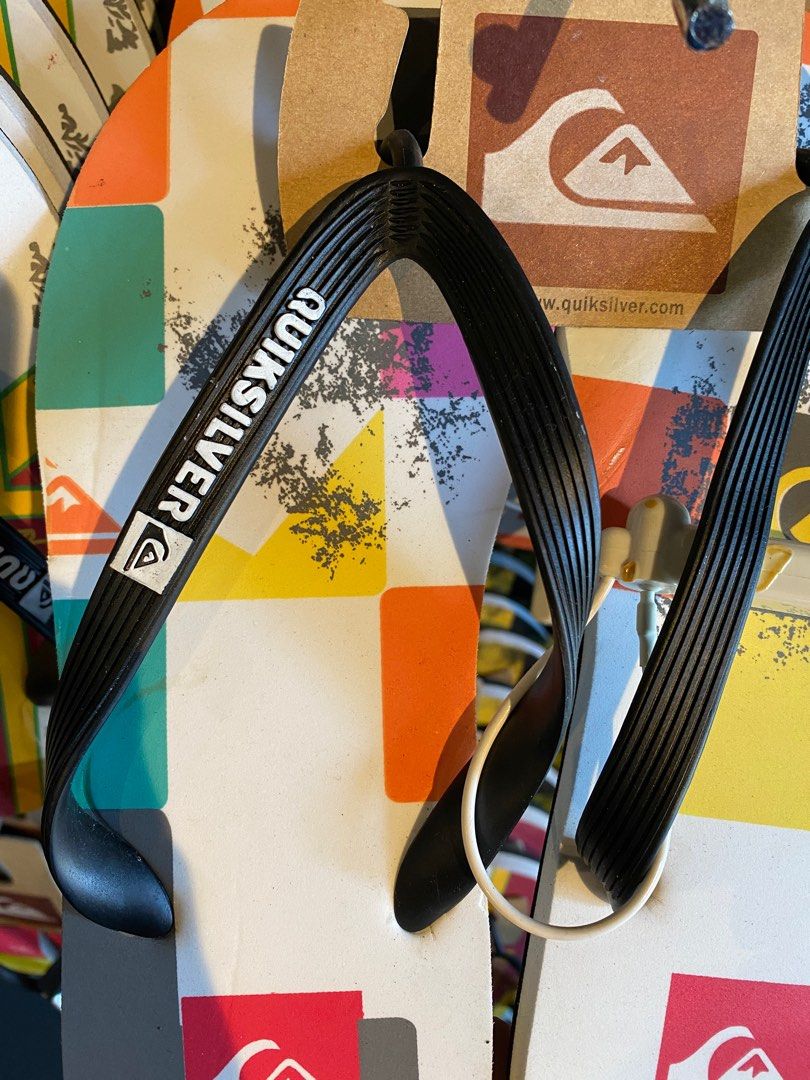 QUICKSILVER SLIPPER (Category: Flats & Sandals) located in Cagayan de Oro. Submitted by tinkerdaliah (Listing ID 1294323744, Image 2). Description: 🔆 QUICKSILVER Slipper 🔆 Available size : 8,9,10,11 🔆 Brand new with tag 🔆 from US balikbayan box 🔆 decluttering.