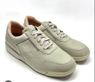 Rockport Prowalker shoes Size 7.5
