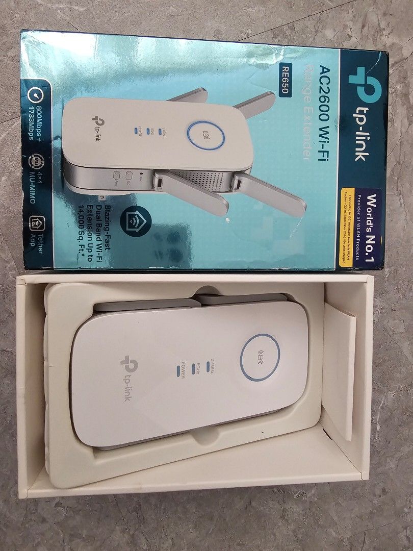TPlink RE650 WiFi Range Extender (Category: Electrical, Adaptors & Sockets) located in Pasig City. Submitted by kesuit (Listing ID 1294288958, Image 1). Description: 4X4 Mu-MIMO, Dual band, 800 + 1733Mbps for 14000 Sq Ft in excellent working condition..