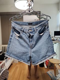 (Category: ) located in . Submitted by ireneybeany (Listing ID 1294354153, Image 1). Description: .