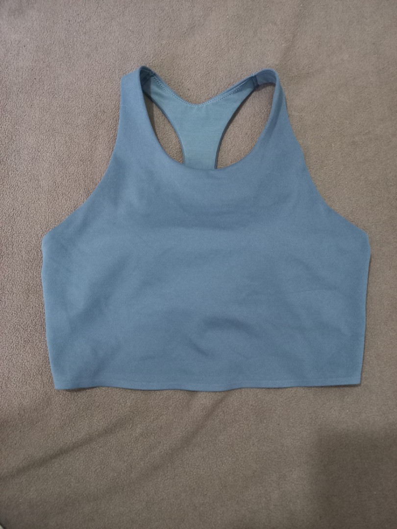 Size S Uniqlo sport bra, Sports Equipment, Sports & Games, Water Sports on  Carousell