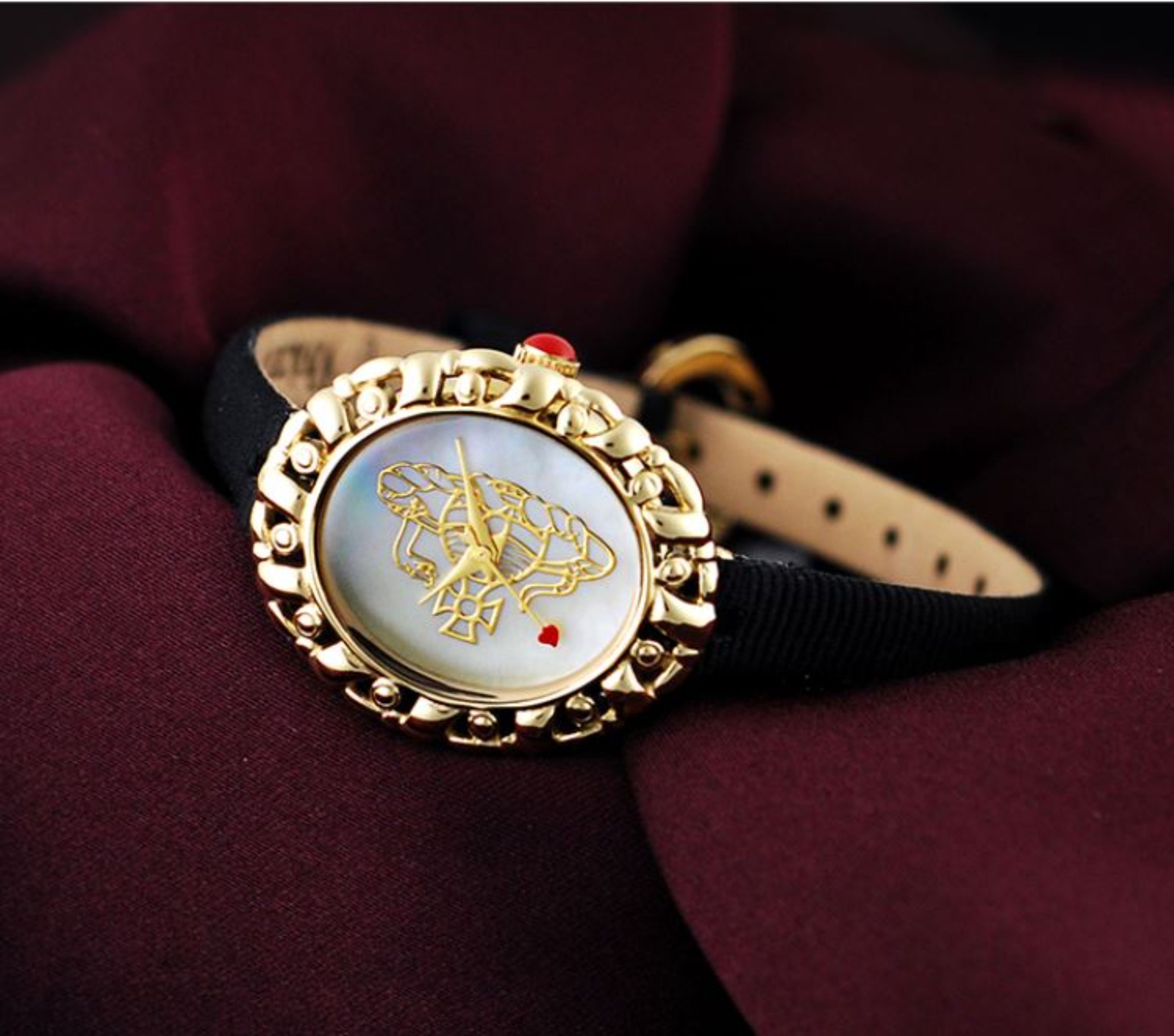 Vivienne westwood rococo watch outlet