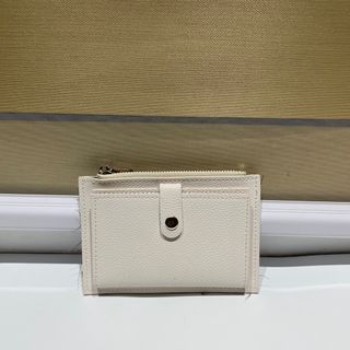 White Small Purse/Wallet/Card Holder (READ DESCRIPTION)