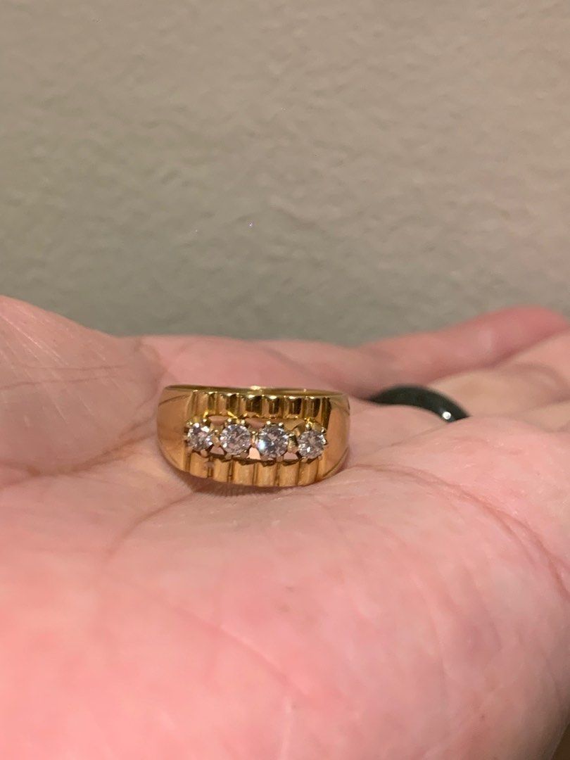 12k Gold 4grams Vintage Ring Sinampaloc Design (Category: Rings) located in Manila. Submitted by moneymann888 (Listing ID 1294563355, Image 2). Description: Sf Buyer Shoulder Yellow Gold 12k Gold Vintage Sinampaloc Design Natural Earthmined .10 Brilliant Titos 4pcs Worth 18k alone Size 7 Can Meet Up Anyway Pawnshop No stamp of 12k because its vintage but pawn shop can gurantee its 12k .