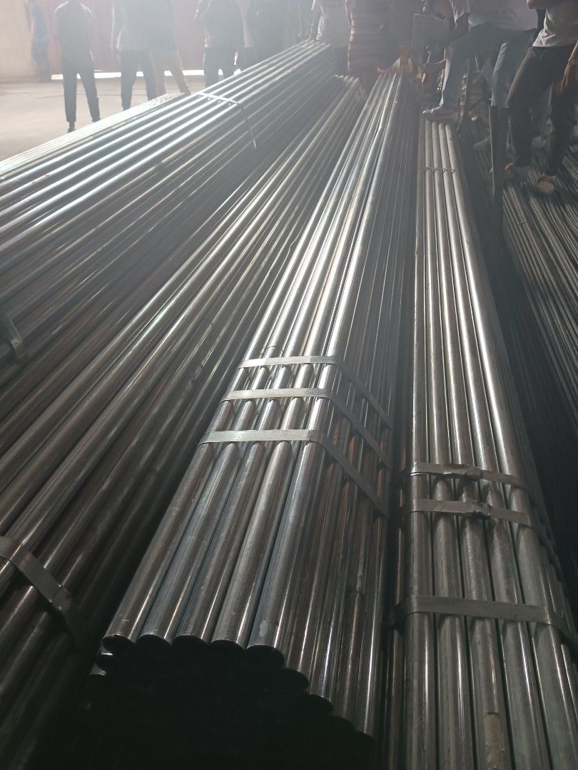 45/KL GI PIPES GOOD AS NEW (Category: Construction & Building Materials) located in Valenzuela. Submitted by elizabeth.nietes (Listing ID 1294605867, Image 1). Description: GOOD As NEW GI PIPE 1 1/2 MIXED KILOS 45/KL EACH.