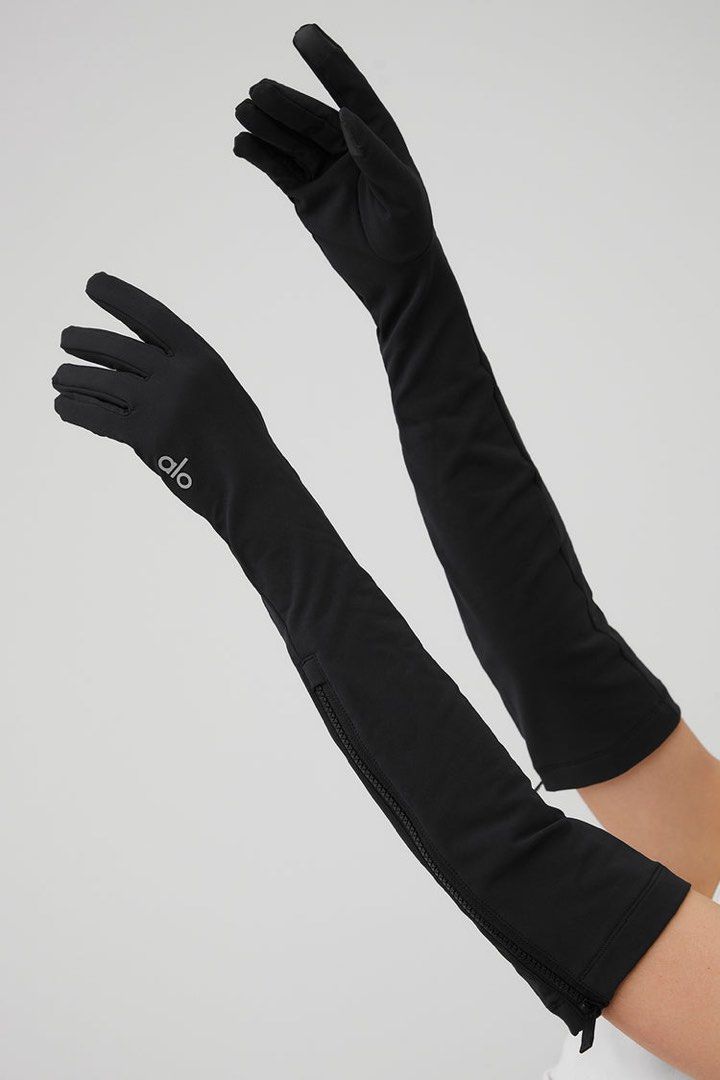 BNWT ALO YOGA Sleek City Gloves Size xs/s & m/l/winter glove black (Category: Activewear) located in Singapore. Submitted by theauthentic.co (Listing ID 1294616891, Image 3). Description: BNWT 100% authentic from alo yoga website RTP S$100 Your cool-weather MVP. Keep your hands warm and toasty on post-workout adventures in the Sleek City Gloves. The sleek, longer length makes these gloves a need-now accessory for elevating any look. FIT Elbow len