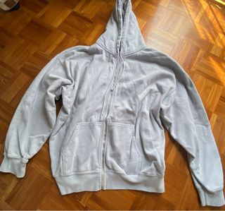 (Category: ) located in . Submitted by lilysellsclothes (Listing ID 1294514959, Image 1). Description: .