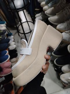 Charles and keith Cream chunky shoes/loafers